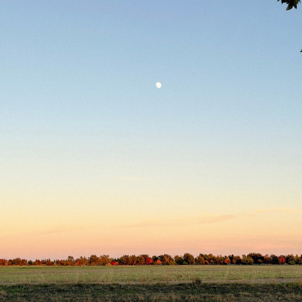 I feel the winter breeze in the&nbsp;air